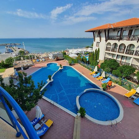 Sveti Vlas Marina Beach Apartment - Vega Village Esterno foto