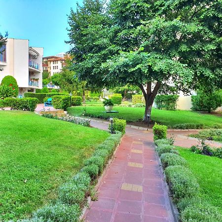 Sveti Vlas Marina Beach Apartment - Vega Village Esterno foto