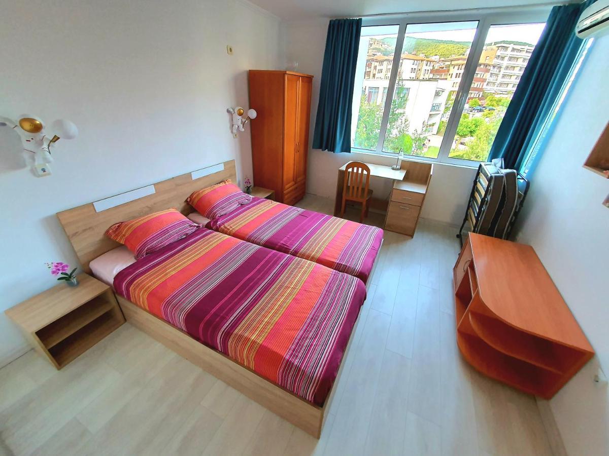 Sveti Vlas Marina Beach Apartment - Vega Village Esterno foto