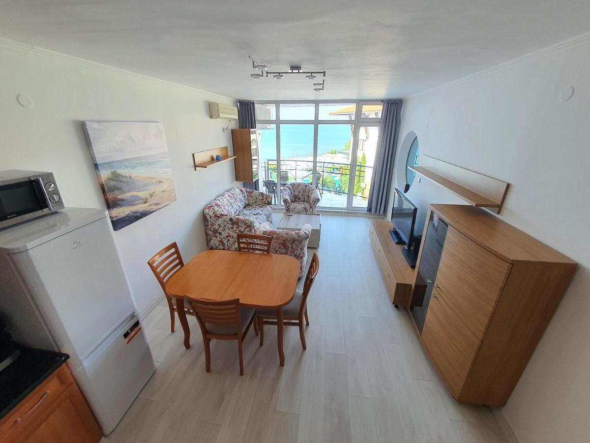 Sveti Vlas Marina Beach Apartment - Vega Village Esterno foto