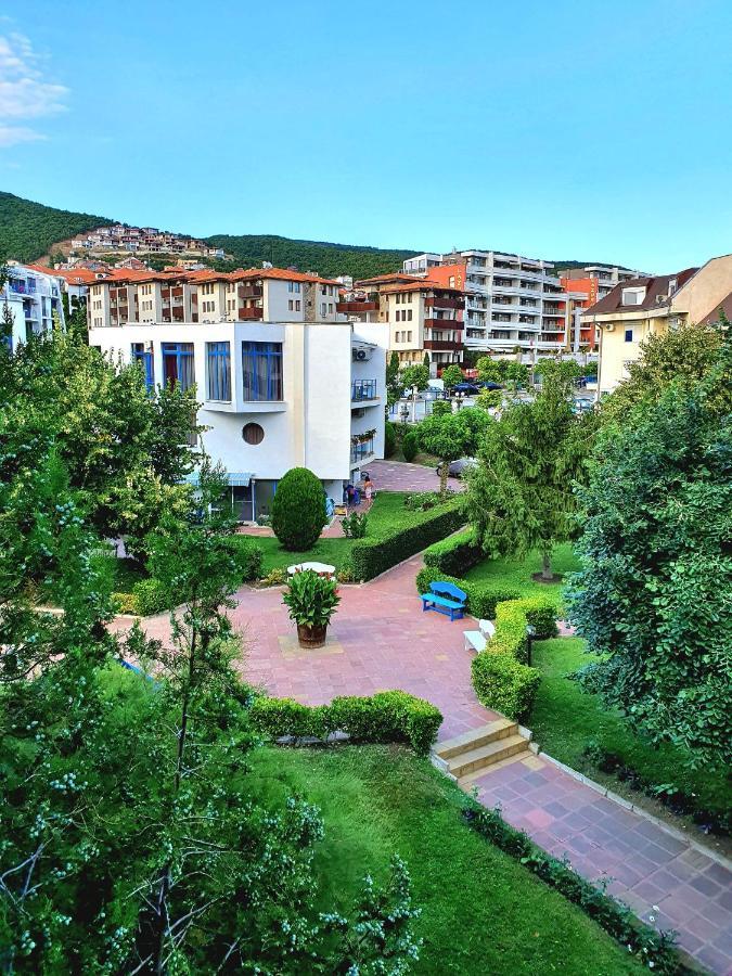 Sveti Vlas Marina Beach Apartment - Vega Village Esterno foto