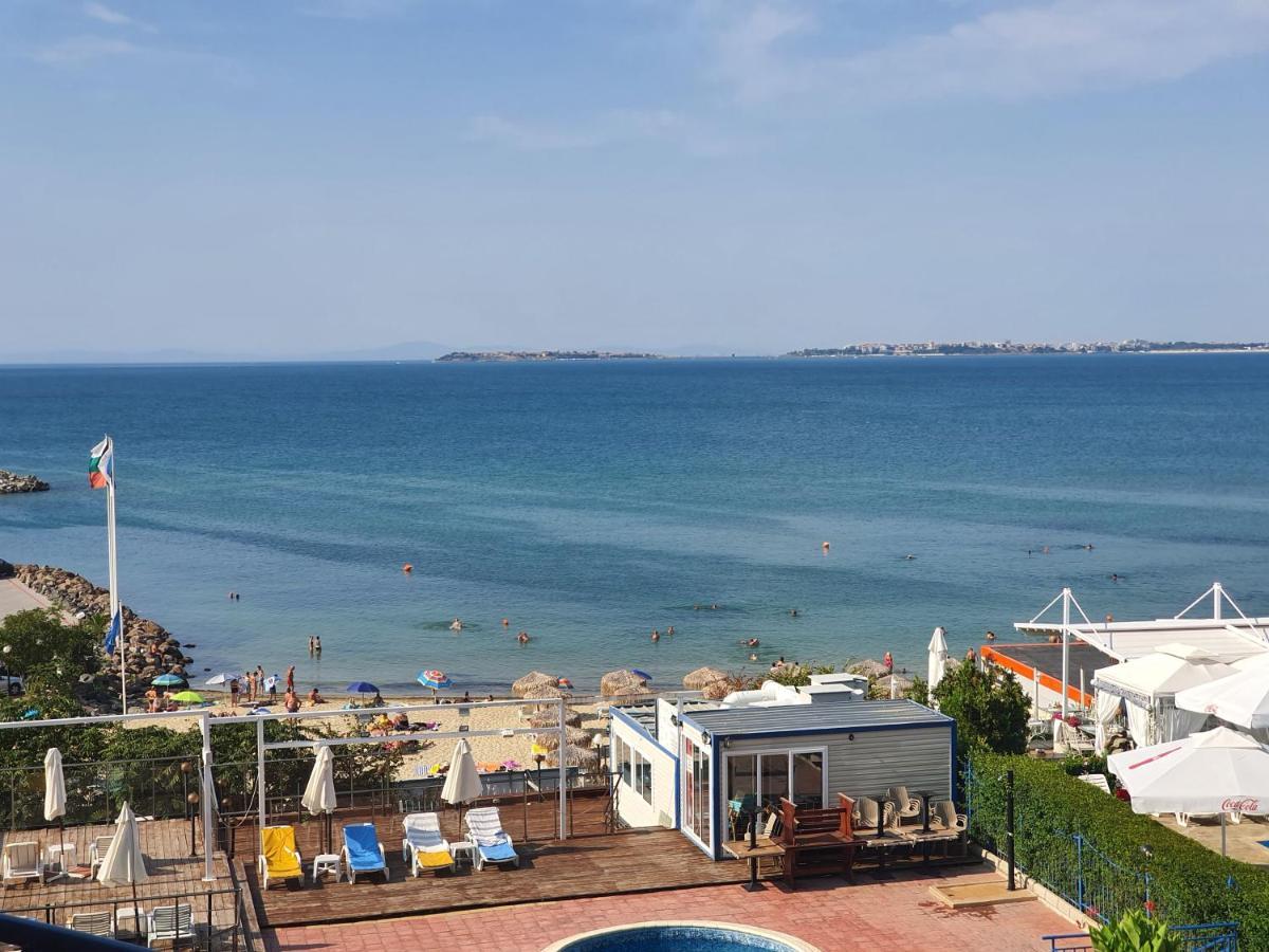 Sveti Vlas Marina Beach Apartment - Vega Village Esterno foto