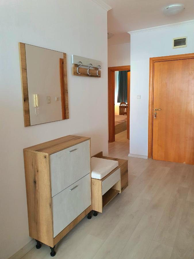 Sveti Vlas Marina Beach Apartment - Vega Village Esterno foto